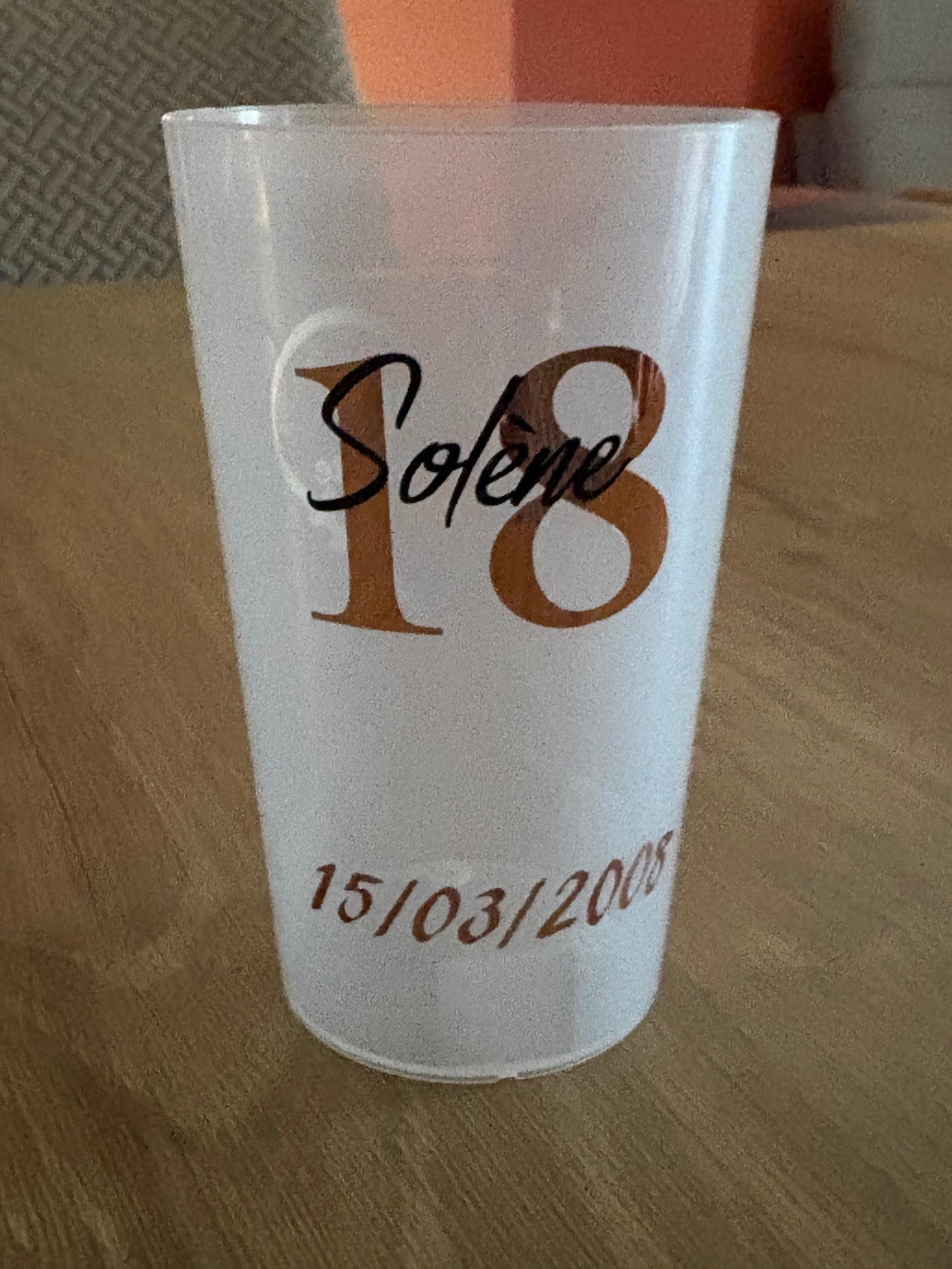 Gobelet Anniversaire Personnalisé – Fait Main