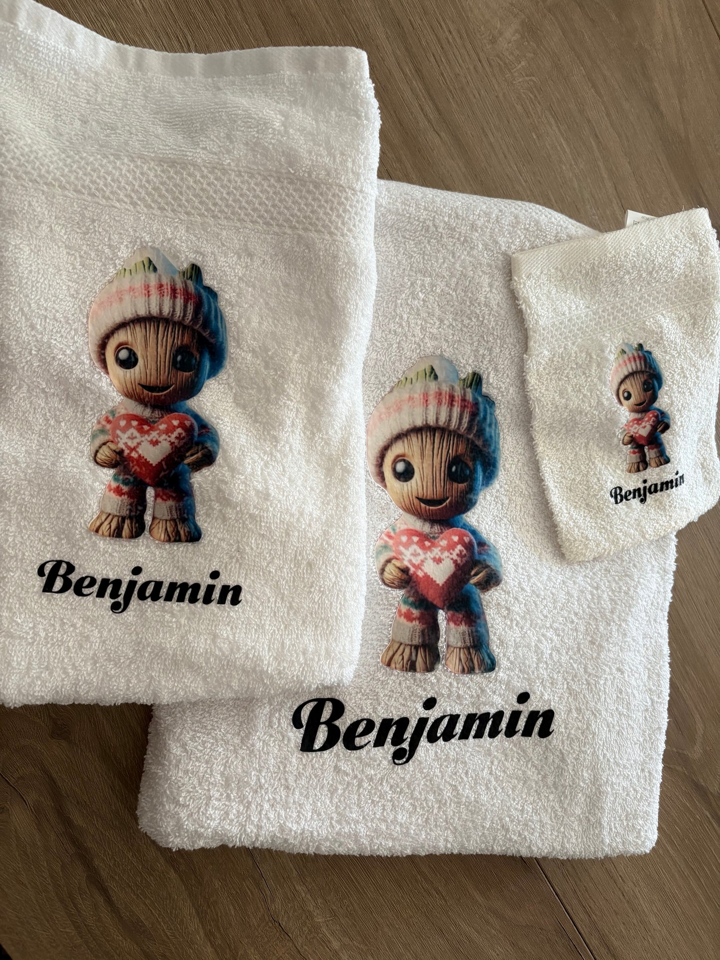 Coffret Serviettes Groot de Noël Personnalisé – Fait Main avec Prénom