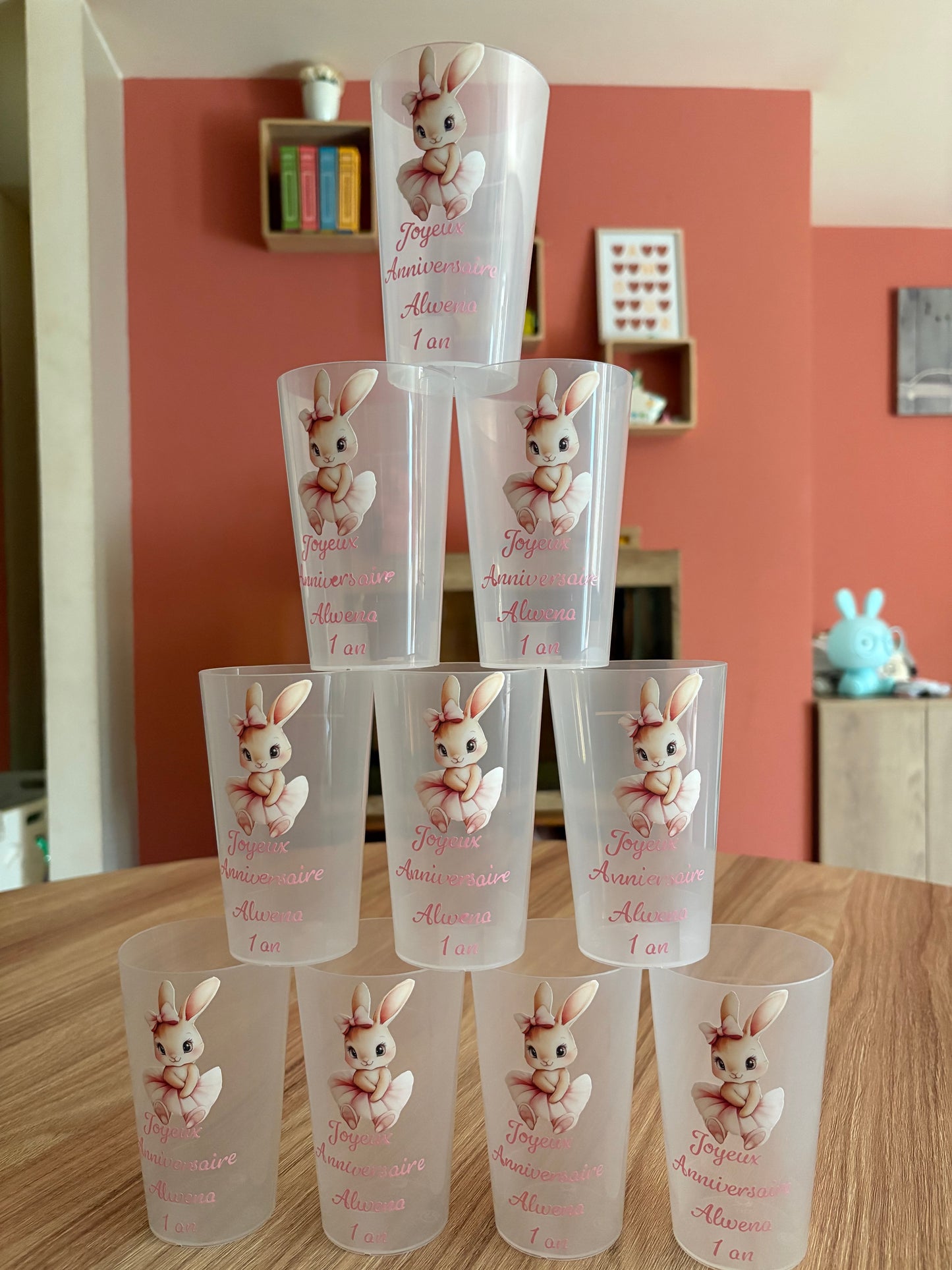 Gobelet personnalisé anniversaire ou baptême Lapin fait main – 30 cl