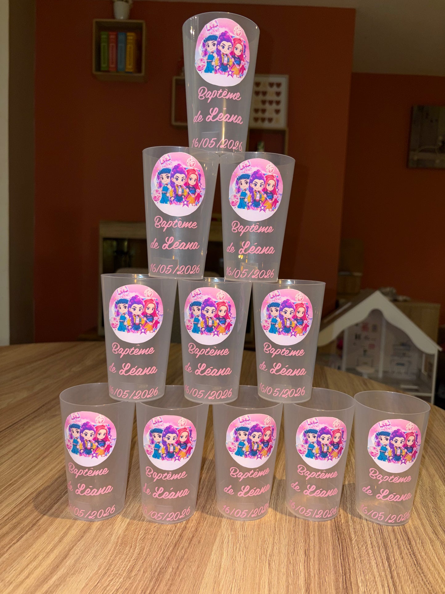 Gobelet  baptême personnalisé fait main Kpop Démon Hunter  – 30 cl (Copie)