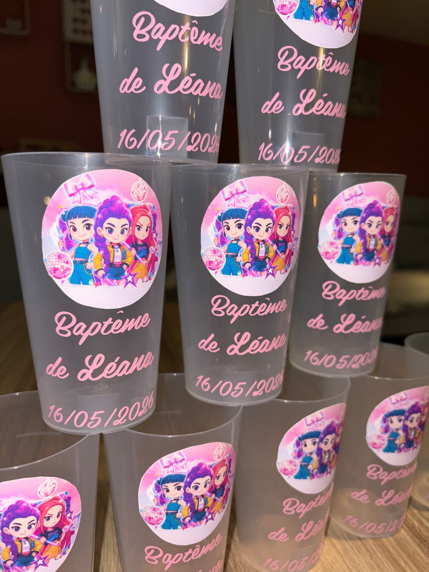 Gobelet  baptême personnalisé fait main Kpop Démon Hunter  – 30 cl (Copie)